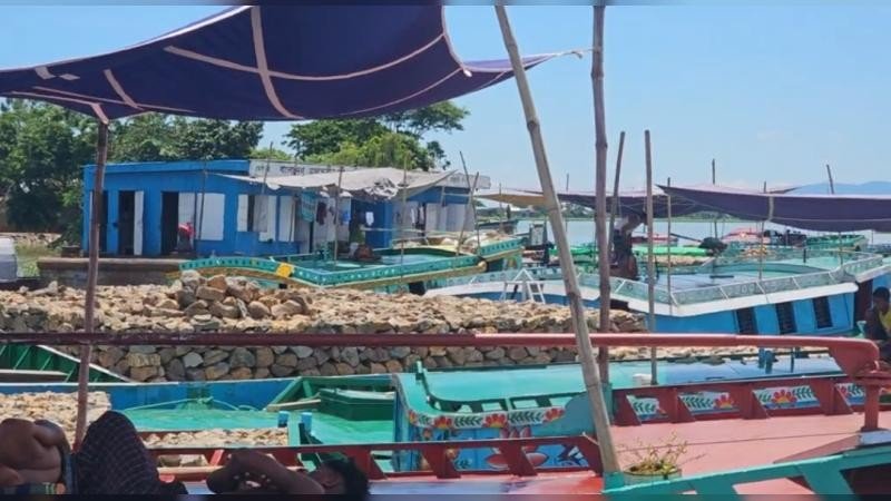 তাহিরপুরে নৌপরিবহন ধর্মঘট প্রত্যাহার, নতুন টোল নির্ধারণ