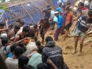 রোহিঙ্গা ক্যাম্পে পাহাড় ধসে ৭ শিক্ষার্থীর মৃত্যু, আটকা অনেক শিশু