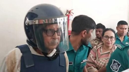 দুদকের মামলায় গ্রেপ্তার হলেন রাশেদ খান মেনন