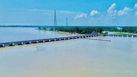 তিস্তার পানি বিপৎসীমার ওপরে, পানি ঢুকছে নিম্নাঞ্চলে