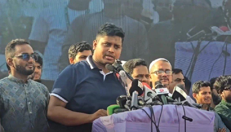 ‘এই ফার্মের মুরগিরা রাস্তায় এসেছে বলেই আজ আপনি শিক্ষামন্ত্রী’
