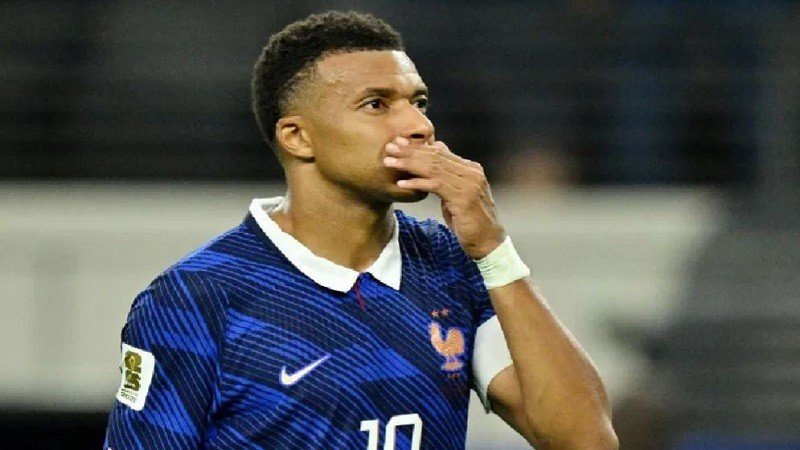 কোন ভুলে হেরেছে ফ্রান্স, জানালেন এমবাপ্পে