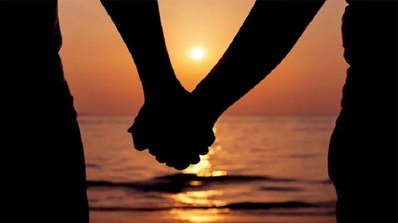 একসঙ্গে মরার সিদ্ধান্ত নিয়ে যমুনায় ঝাঁপ দিলেন প্রেমিক, পালিয়ে গেলেন প্রেমিকা