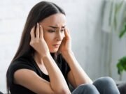নীরবে আপনার মানসিক চাপ বাড়াচ্ছে যেসব অভ্যাস