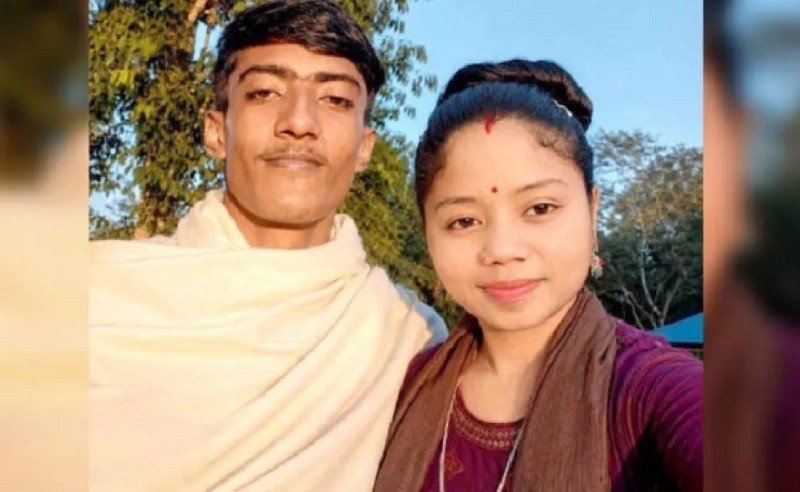 বউ নিয়ে বাজি: আর্জেন্টিনার জয়ে ঘুমন্ত দুই সন্তানকে রেখে চলে গেলেন কবিতা