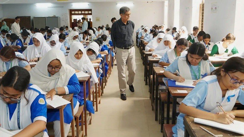 ২০ জুলাই নয়, এসএসসি ফল কবে? যা জানালেন ঢাকা বোর্ডের চেয়ারম্যান