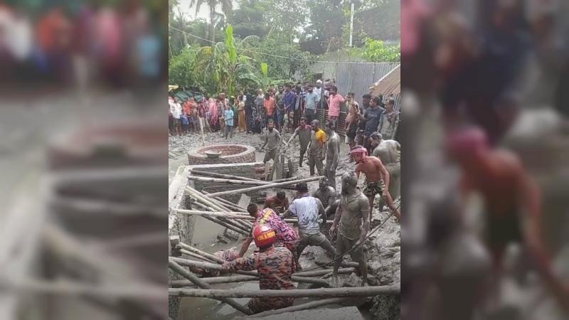 মোরেলগঞ্জে সেপটিক ট্যাংকের দেয়াল ধসে শ্রমিক নিহত