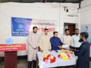 বন্যায় ক্ষতিগ্রস্ত শিক্ষার্থীদের মাঝে ছাত্রশিবিরের অর্থ সহায়তা
