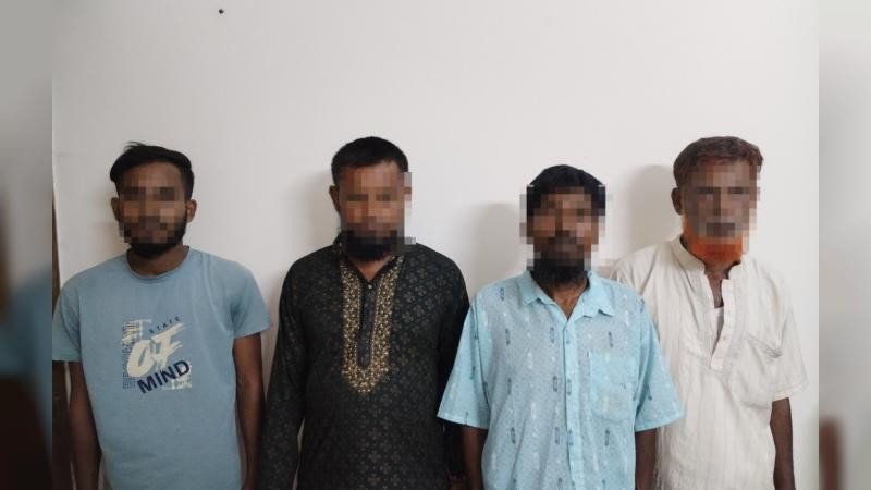 সিরাজগঞ্জে ৪৮ কেজি গাঁজাসহ ৪ মাদক ব্যবসায়ী গ্রেফতার