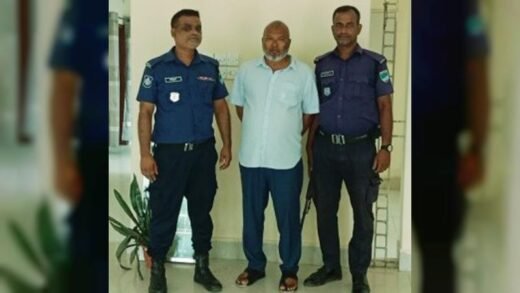 বেনাপোল ইমিগ্রেশনে টাঙ্গাইলের কৃষকলীগ নেতা আটক