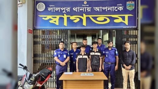 নাটোরে ছিনতাইয়ের টাকা উদ্ধার, গ্রেফতার ২