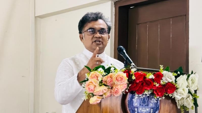 জুলাইয়ের চেতনাকে বাঁচিয়ে রাখতে সাহিত্য-সংস্কৃতি চর্চার আহ্বান জাবি ভিসির