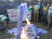 শ্যামনগরে ৩ লাখ টাকার অবৈধ কারেন্ট জাল পুড়িয়ে বিনষ্ট