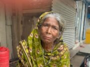 ক্ষুধার কাছে হারমানা ৮০ বছরের মনোয়ারা