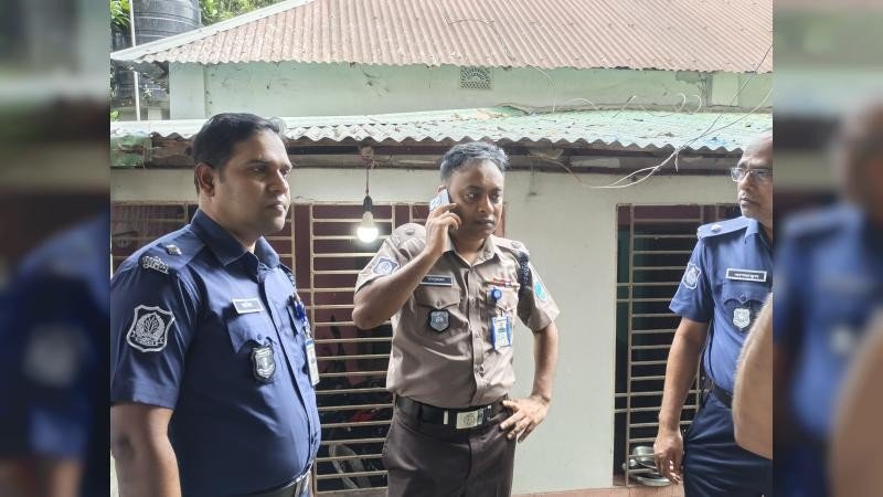 কালীগঞ্জে ডাকাতি: বাধা দেওয়ায় গৃহবধূ নিহত, স্বামী-মেয়ে আহত