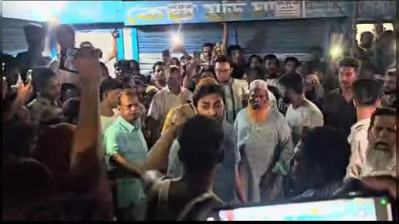 ১৩ বছরের কিশোরী ধর্ষণের অভিযোগ, সালিশে ৭ বার কান ধরে ওঠবসের শাস্তি