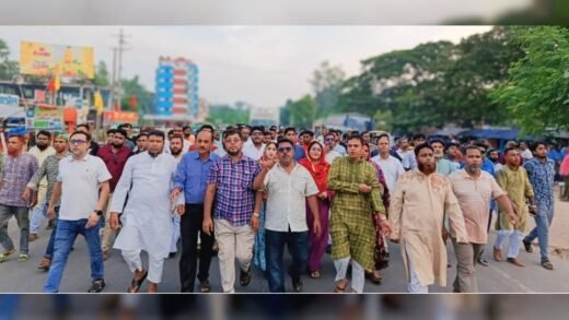 মির্জা ফখরুল রাষ্ট্রপতি ও রিজভী ভারপ্রাপ্ত মহাসচিব হওয়ায় নন্দীগ্রামে বিএনপির আনন্দ মিছিল