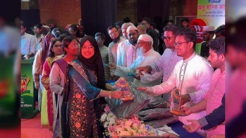 এসএসসি উত্তীর্ণ শতাধিক শিক্ষার্থীকে সংবর্ধনা দিল পটুয়াখালী ওয়েলফেয়ার ফাউন্ডেশন