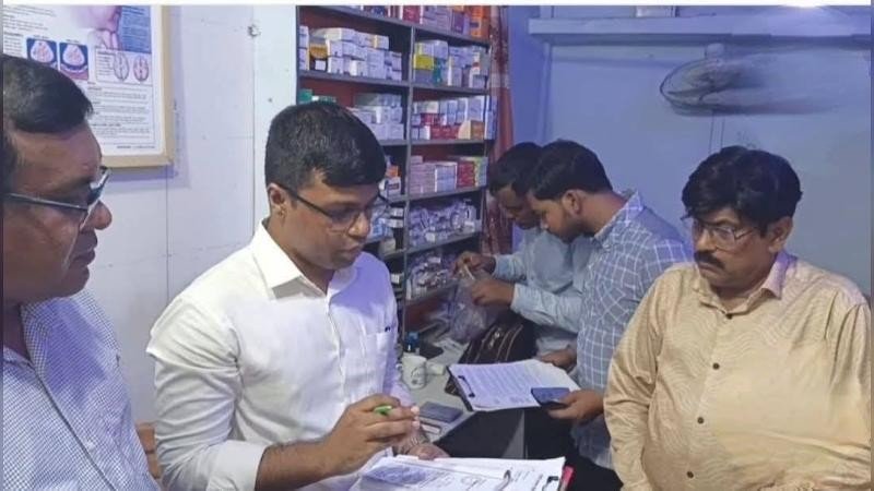 শেরপুরে ভুয়া ডাক্তার গ্রেফতার, কারাদণ্ড ও জরিমানা