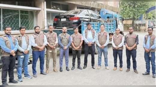 ব্যবহৃত কারের যন্ত্রাংশ ঘোষণায় আনা হয় আস্ত বিএমডব্লিউ গাড়ি