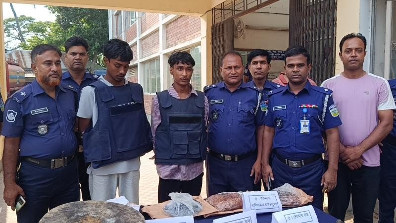 কাস্টমস সিপাহীকে ঘুমের ওষুধ খাইয়ে হত্যা, ১৫ টুকরো করে ডোবায় লাশ