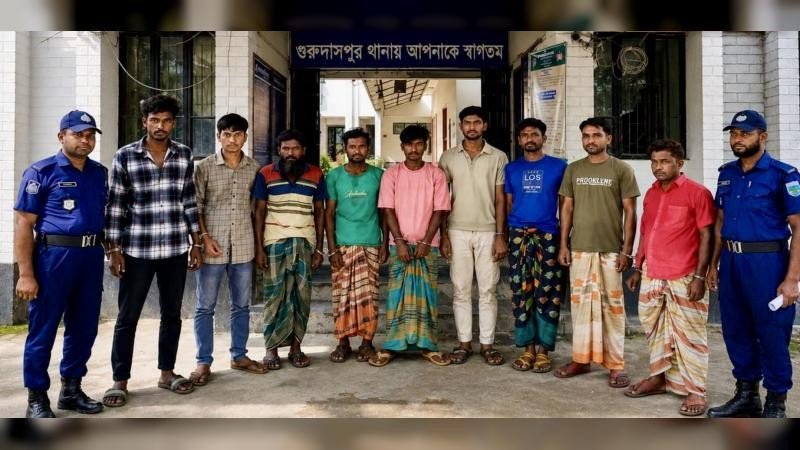 নাটোরে পুলিশের ওপর হামলা মামলায় ৯ জন গ্রেফতার