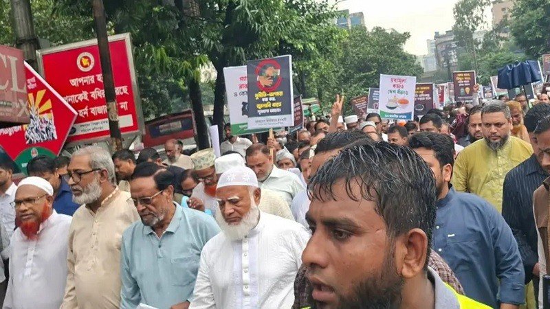 সচিবালয় ঘেরাও করতে গেল ১১ দলীয় ঐক্য, আটকে দিলো পুলিশ
