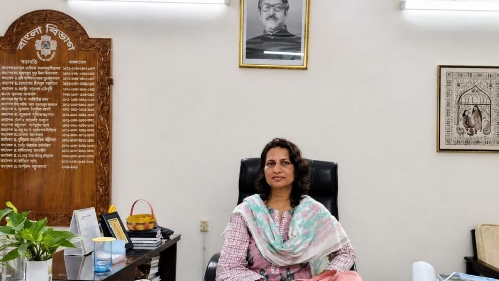 ‘বিবেকের তাড়নায় অফিস থেকে শেখ হাসিনার ছবি সরিয়েছিলাম’