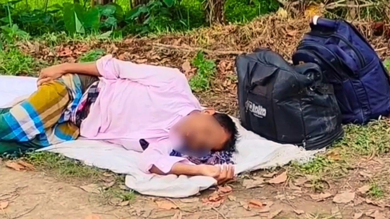 প্রবাসফেরত অসুস্থ স্বামীকে গভীর রাতে রাস্তায় ফেলে গেল স্ত্রী