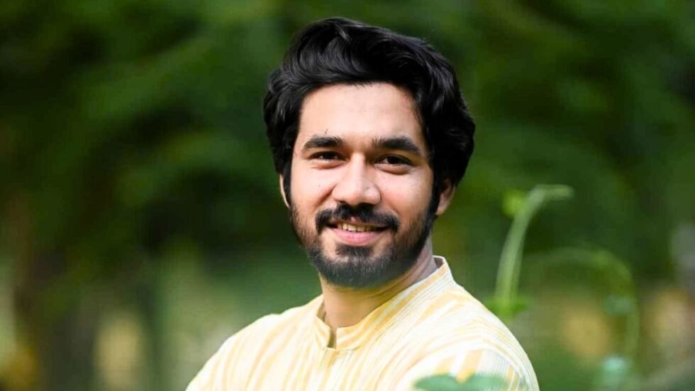 থাইল্যান্ডে দুর্ঘটনায় গুরুতর আহত অভিনেতা খায়রুল বাসার