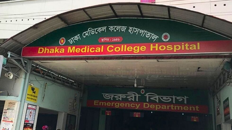 রাজধানীতে এলোপাতাড়ি গুলি, নারীসহ গুলিবিদ্ধ ৩