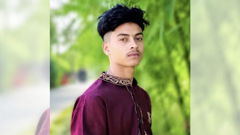 সন্তান বিক্রির পর আইফোন কেনা সেই বাবা আটক