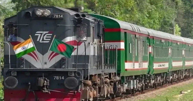 ভারত থেকে আজ আসছে ২০টি ব্রডগেজ রেল কোচ