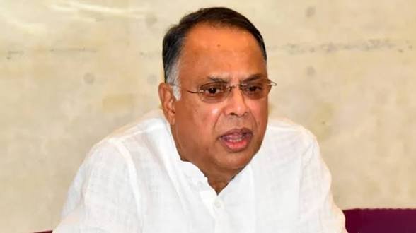 অসুস্থ বিদ্যুৎমন্ত্রী হাসপাতালে ভর্তি
