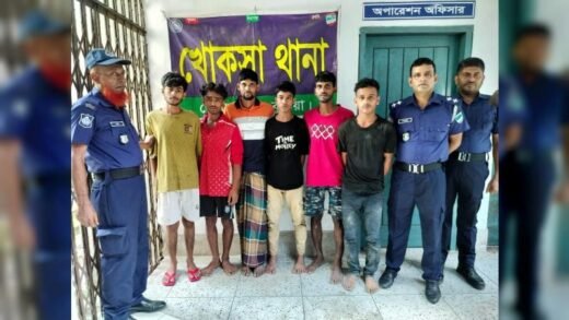 খোকসায় ডাকাতি করতে গিয়ে পাংশার ৬ যুবক গ্রেপ্তার