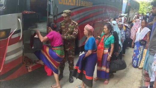 সেনাবাহিনীর উদ্যোগে খাগড়াছড়ির ৮৪ ছানিরোগীকে চট্টগ্রামে প্রেরণ