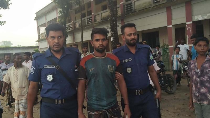 স্কুলছাত্রীকে উত্ত্যক্ত করায় যুবকের কারাদণ্ড
