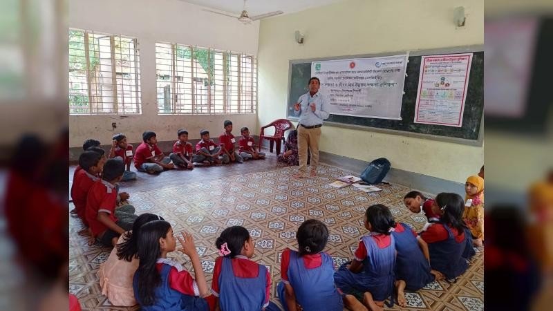 শিক্ষার্থীদের জীবন দক্ষতা ও জীবনমান উন্নয়ন শীর্ষক প্রশিক্ষণ অনুষ্ঠিত 