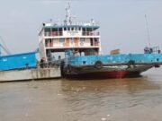 পদ্মায় তীব্র স্রোত: জৌকুড়া-নাজিরগঞ্জ রুটে ১২ দিন ধরে ফেরি চলাচল বন্ধ