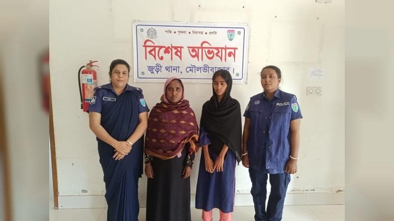 জুড়ীতে পরকিয়ার জেরে সিএনজি চালককে হত্যা: মা-মেয়ে গ্রেপ্তার