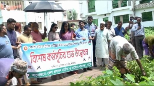 ডেঙ্গু প্রতিরোধে নাটোরে ৩ মাসব্যাপী পরিচ্ছন্নতা অভিযানের উদ্বোধন