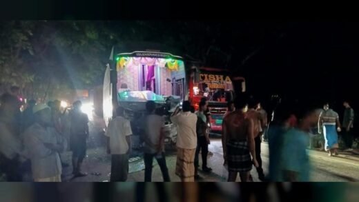 কুমিল্লা মহাসড়কে ৪ গাড়ির সংঘর্ষ