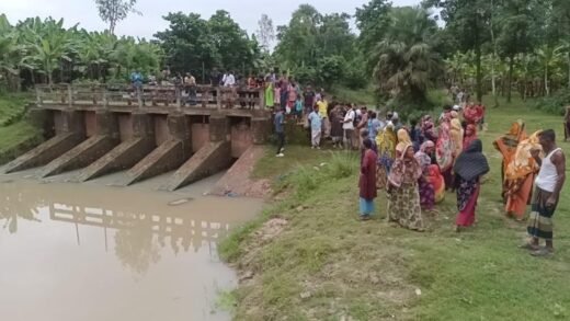 জয়পুরহাটে গোসল করতে গিয়ে নিখোঁজ নারীর মরদেহ উদ্ধার