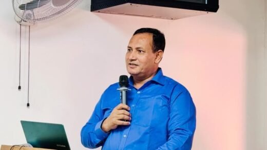 ভুল ধরিয়ে দিন, সংশোধনের সুযোগও দিন: জাবি উপাচার্য