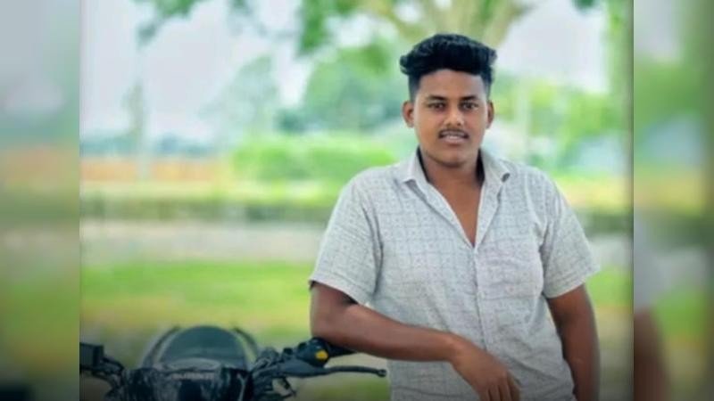 বগুড়ার শেরপুরে গরু গোসল করাতে গিয়ে বিদ্যুৎস্পৃষ্টে যুবকের মৃত্যু
