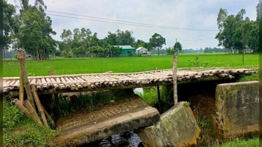 ঝিনাইগাতীতে কালভার্ট ভেঙে যাওয়ায় যাতায়াতে ভোগান্তি