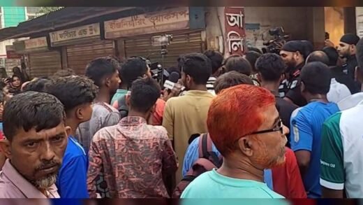বগুড়ায় ল্যাংড়া বকুলকে গলাকেটে হত্যার অভিযোগে স্ত্রী-শাশুড়ি আটক