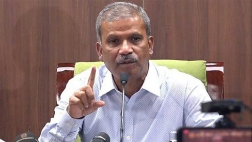 ‘অসমাপ্ত আত্মজীবনী’ কোনো নিষিদ্ধ বই নয়: আসিফ নজরুল
