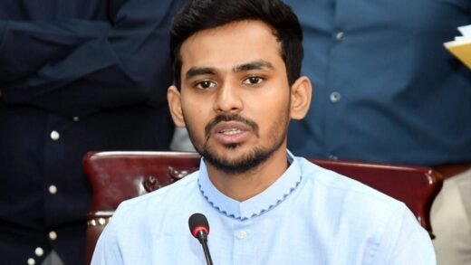আসিফ মাহমুদসহ ৪ জনের দুর্নীতির অনুসন্ধান শুরু