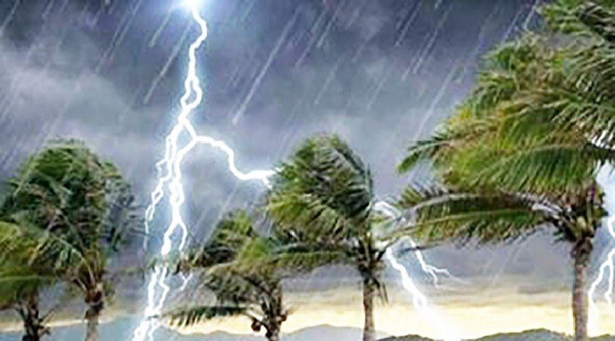 দুপুরের মধ্যে যেসব জেলায় বজ্রবৃষ্টির আভাস